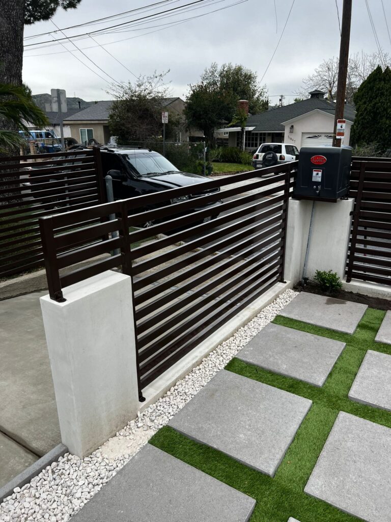 gate and fence services in Pasadena